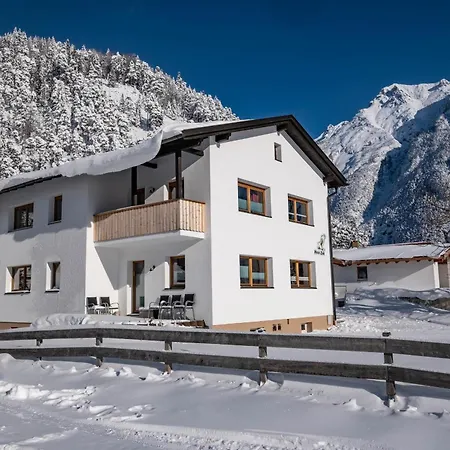 Haus Zak شقة